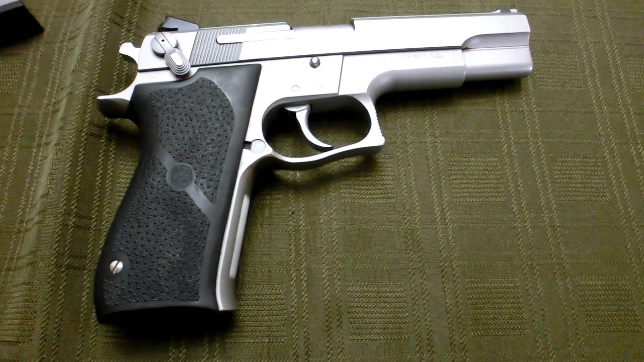 smith and wesson 915